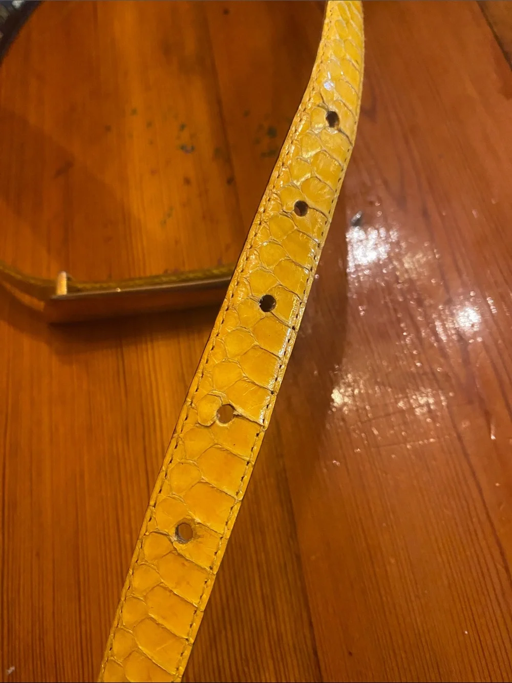 Vintage 70’s Yellow snakeskin Leather Women's Belt with Gold-Tone Buckle